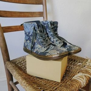 Dr. Marten's Blue Floral Hackney Shoreditch Hightop Sneaker Ankle Boot UK 5 / 38
